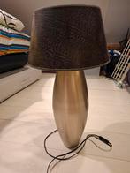 Tafellamp met gemêleerde kap en aluminium voet, Ophalen of Verzenden, Zo goed als nieuw, Metaal, Modern