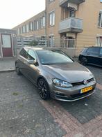 Volkswagen Golf 1.2 TSI 77KW 5D DSG 2014 Grijs, Stof, Zwart, 4 cilinders, 620 kg
