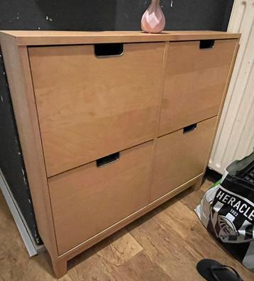 Ikea stall schoenenkast beschikbaar voor biedingen