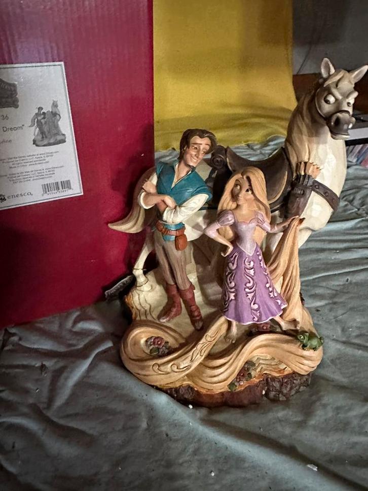 Rapunzel met prins en paard, Verzamelen, Disney, Zo goed als nieuw, Beeldje of Figuurtje, Overige figuren, Ophalen of Verzenden