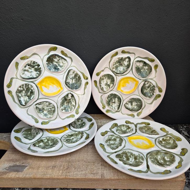 4 Vintage aardewerk oesterborden, Antiek en Kunst, Antiek | Keramiek en Aardewerk, Ophalen of Verzenden