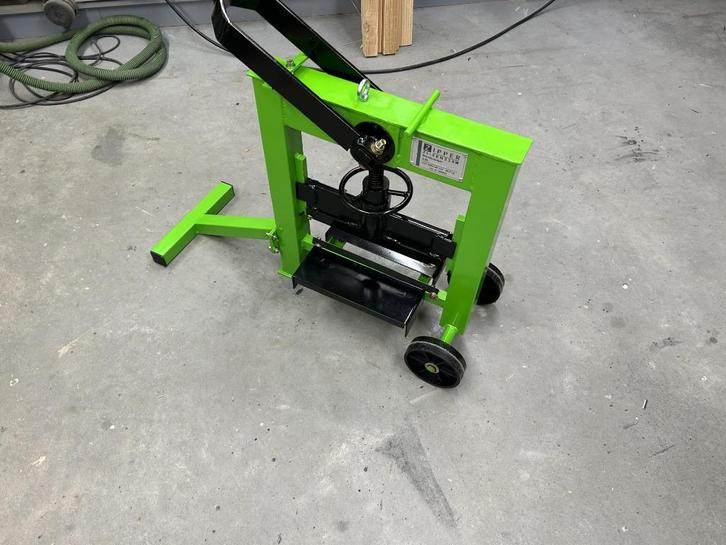 stenen knipper | huur een stenen knipper, Tuin en Terras, Hand-tuingereedschap, Nieuw, Ophalen of Verzenden