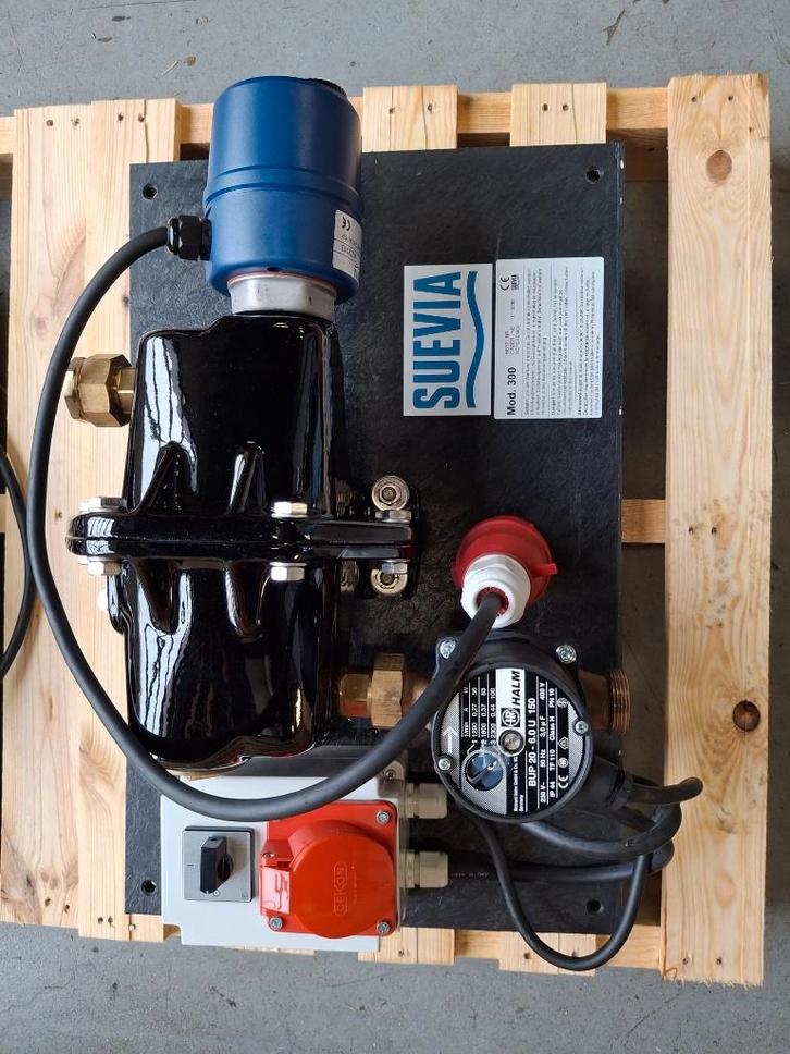 Suevia Mod.300  rondpompsysteem, Dieren en Toebehoren, Stalling en Weidegang