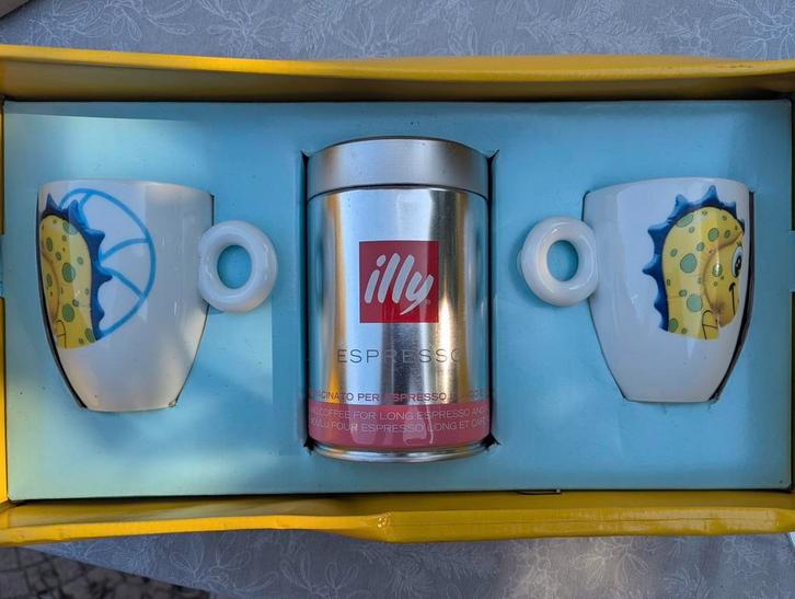 Illy Art Collection Jeff Koons Koffie Kopjes for Capuccino, Verzamelen, Porselein, Kristal en Bestek, Nieuw, Kop en/of schotel