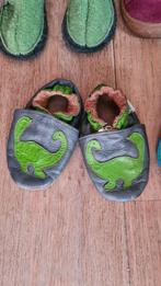 Baby slofjes dino 6-12 maanden, Slofjes, Gebruikt, Ophalen of Verzenden, Jongetje