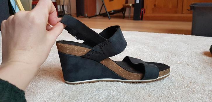 Sleehakken sandalen Timberland mt 40, Kleding | Dames, Schoenen, Zo goed als nieuw, Schoenen met hoge hakken, Zwart, Ophalen of Verzenden