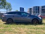 Toyota Avensis Wagon 2.0 D-4D Business / EXPORT, 4 cilinders, 19 km/l, 1600 kg, 500 kg