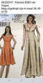 GEZOCHT /GEVRAAGD ! VOGUEPATROON 8382, Ophalen of Verzenden, Zo goed als nieuw, Vrouw, Overige merken