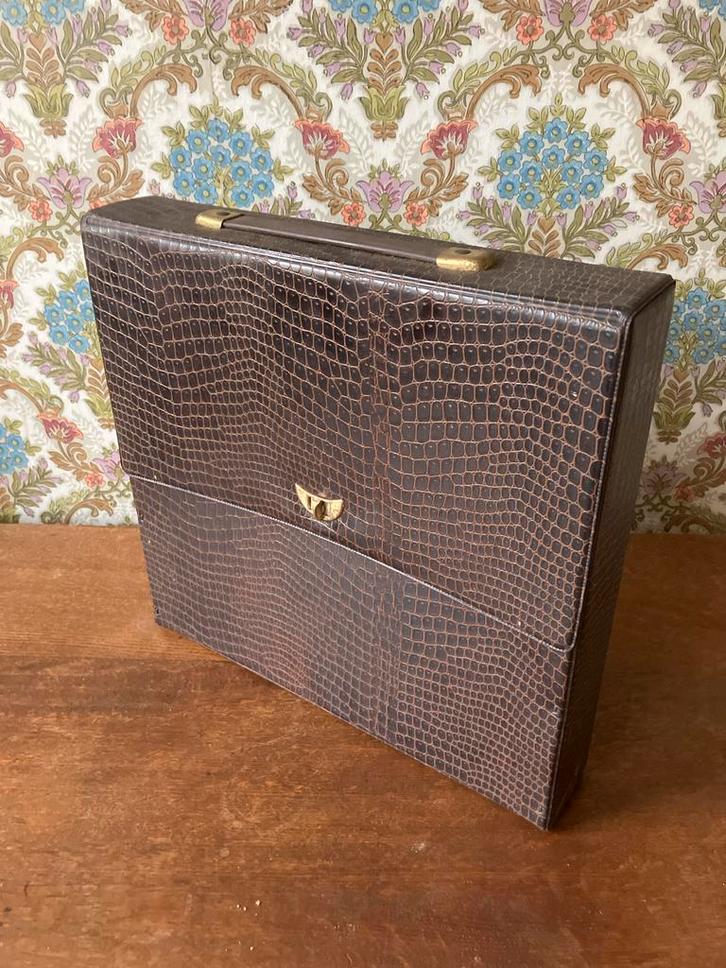 Vintage Koffer, Sieraden, Tassen en Uiterlijk, Koffers, Gebruikt, Minder dan 50 cm, Ophalen of Verzenden