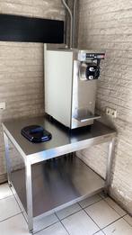 Nissei NA 9420 Gravity Softijsmachine, Zakelijke goederen, Horeca | Keukenapparatuur, Gebruikt, Ophalen of Verzenden