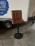 Mooie set van 2 hoogteverstelbare krukken, Ophalen, In hoogte verstelbaar, 60 tot 90 cm, Leer