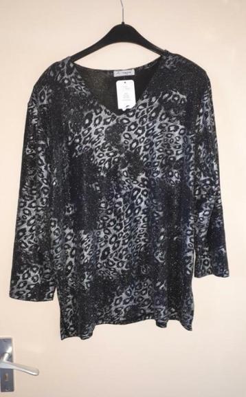 29..nieuw magna tuniek maat 52 - 54 beschikbaar voor biedingen