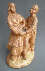Om 1940-1945 PETRI Tegelen Dansend Volendams Visser Echtpaar, Antiek en Kunst, Ophalen of Verzenden