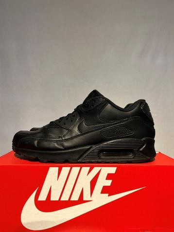 Maat 44 - Nike Air Max 90 Leather Triple Black beschikbaar voor biedingen