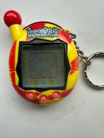Tamagotchi Connection V4 USA Sun yellow red, Ophalen of Verzenden, Gebruikt