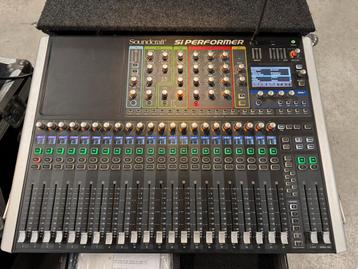 Soundcraft Performer 2 in flightcase beschikbaar voor biedingen