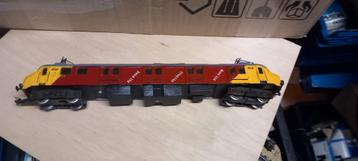 Te koop 2 loks en grote partij wagons  ho beschikbaar voor biedingen