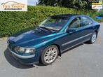 Volvo S60 2.5 T AWD Geartronic automaat 4x4 awd, Auto's, Automaat, 1556 kg, Stoelverwarming, Gebruikt