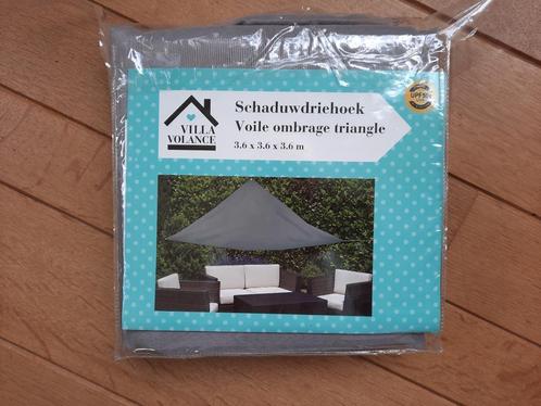 Villa Volance schaduwdriehoek 3,6 x 2,6 x 3,6 m - nieuw -, Tuin en Terras, Schaduwdoeken, Nieuw, Ophalen of Verzenden