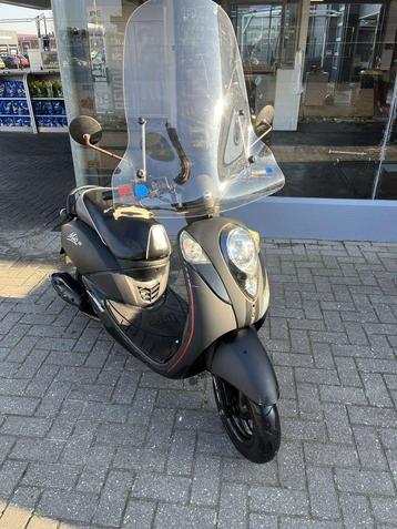 Sym Mio Te Koop beschikbaar voor biedingen
