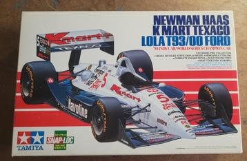 Tamiya Newman Haas Lola T93/00 Ford Model beschikbaar voor biedingen