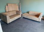 2 leren banken van Montel kleur: camel. Ook los te koop., Huis en Inrichting, Ophalen, Gebruikt, Rechte bank, Modern