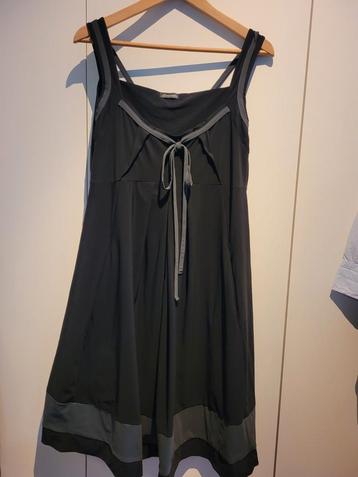 Cassiopée Zwarte Jurk L/XL met Zakken beschikbaar voor biedingen