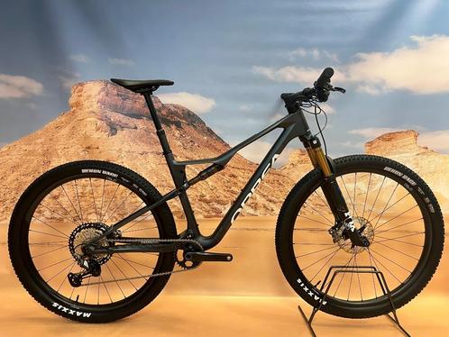Orbea Oiz M10 XTR full suspension mountainbike carbon - DEMO, Fietsen en Brommers, Fietsen | Mountainbikes en ATB, Zo goed als nieuw