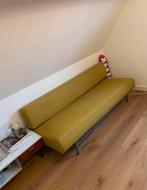 Leuke slaapbank olijf groen, Huis en Inrichting, Slaapkamer | Slaapbanken, Ophalen, Gebruikt, Eenpersoons, 190 cm of minder