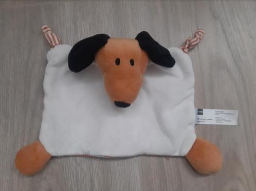Knuffel knuffeldoekje Hema hond teckel K8437, Kinderen en Baby's, Speelgoed | Knuffels en Pluche, Zo goed als nieuw, Ophalen of Verzenden