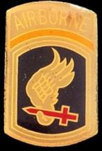 Airborne pin- epoxy (2), Verzamelen, Speldjes, Pins en Buttons, Verzenden, Nieuw, Transport, Speldje of Pin