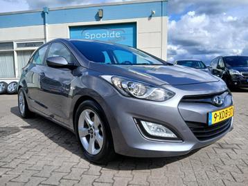 Hyundai i30 1.6 GDI NL Auto/165.000Km Nap/Dealer onderhouden beschikbaar voor biedingen