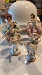 Antieke porseleinen beeldjes Dresden en sitzendorf, Antiek en Kunst, Antiek | Porselein, Ophalen of Verzenden