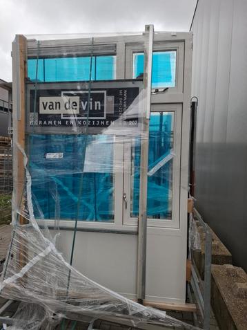 kozijn met glas nieuw beschikbaar voor biedingen