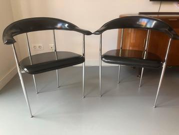Twee Fasem P40 stoelen - Vegni & Gualtierotti - Jaren ‘80 beschikbaar voor biedingen