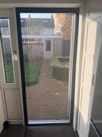 Zwarte Plissé Hordeur (95 x 209,5) – Slechts 2 jaar oud, Doe-het-zelf en Verbouw, Deuren en Horren, Ophalen, Kunststof, 80 tot 100 cm