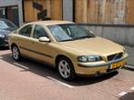 Volvo S60 (2001) - 2.4 - 140PK - Gouden koets - youngtimer, Auto's, Voorwielaandrijving, Overige kleuren, Origineel Nederlands