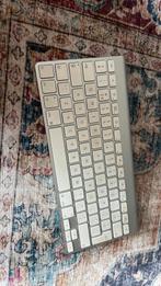 Apple draadloze toetsenbord, Computers en Software, Toetsenborden, Multimediatoetsen, Verzenden, Zo goed als nieuw, Draadloos