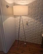 Eglo Camporale vloerlamp zilver
Met witte kap., Huis en Inrichting, Lampen | Vloerlampen, Ophalen, Zo goed als nieuw, Metaal, 150 tot 200 cm