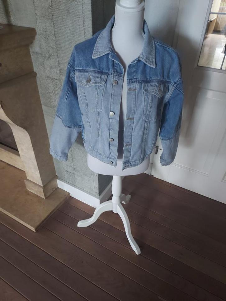 RUIMVALLEND SPIJKERJASJE EQUALO MT 36/38 IN NIEUWSTAAT, Kleding | Dames, Jasjes, Kostuums en Pakken, Zo goed als nieuw, Jasje
