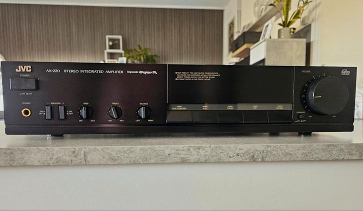 JVC AX-220 stereo vintage versterker - nette premium hifi, Audio, Tv en Foto, Versterkers en Receivers, JVC, Ophalen of Verzenden