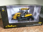 Te koop USK Challenger MT 743.(D), Hobby en Vrije tijd, Modelauto's | 1:32, Ophalen of Verzenden, Zo goed als nieuw, Tractor of Landbouw