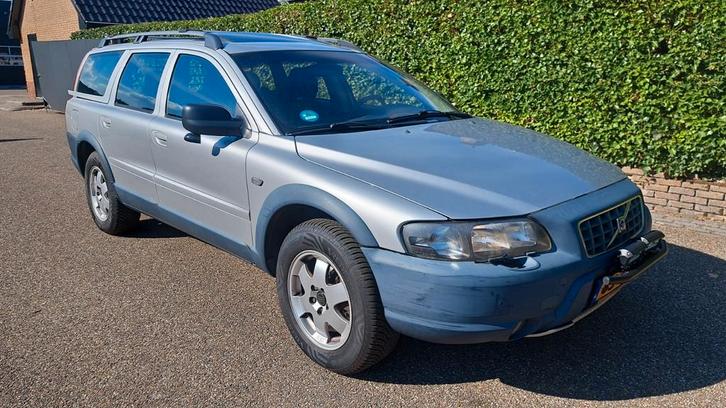 Volvo V70 2.4 T XC 4WD AUT 2000 Grijs, Auto's, Volvo, Particulier, V70, 4x4, ABS, Airbags, Airconditioning, Boordcomputer, Centrale vergrendeling