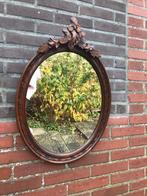 Mooi houten ovale spiegel met kuif houtsnijwerk, Ophalen of Verzenden