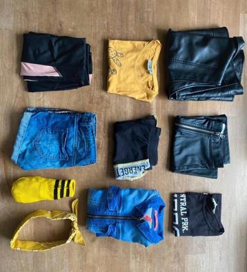 Gewilde kinderkleding in kledingpakket 146-170 beschikbaar voor biedingen