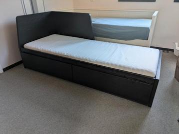 IKEA Flekke Bedbank Zwart - Uitschuifbaar en 2 Lades beschikbaar voor biedingen