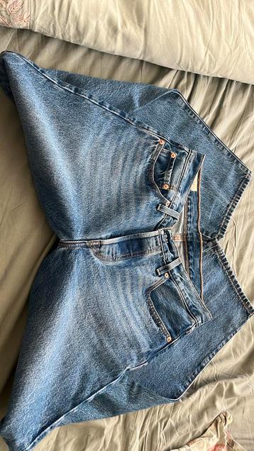 Levi’s Premium W28 L30 beschikbaar voor biedingen