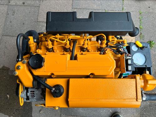 Vetus M4.17 42pk en VF5.250 250pk, Watersport en Boten, Buiten- en Binnenboordmotoren, Zo goed als nieuw, Diesel, 30 pk of meer