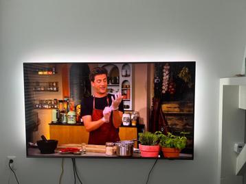 Phillips AMBILiGHT 65 inch met subwoofer beschikbaar voor biedingen