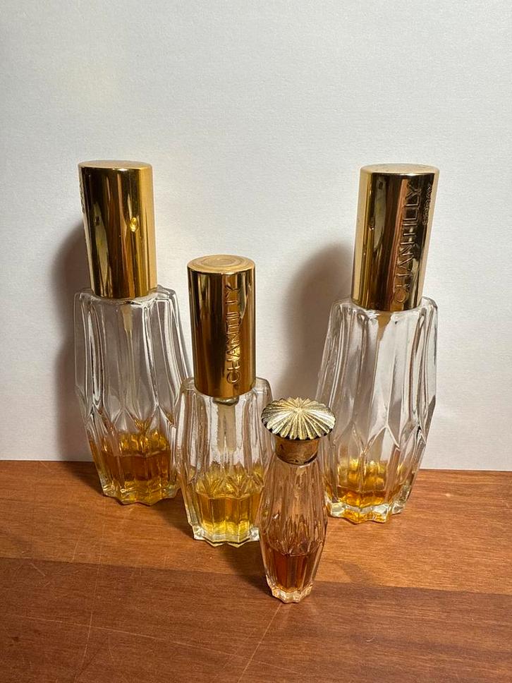 Vintage Houbigant Chantilly Eau de Parfum - Diverse Maten, Sieraden, Tassen en Uiterlijk, Uiterlijk | Parfum, Gebruikt, Ophalen of Verzenden